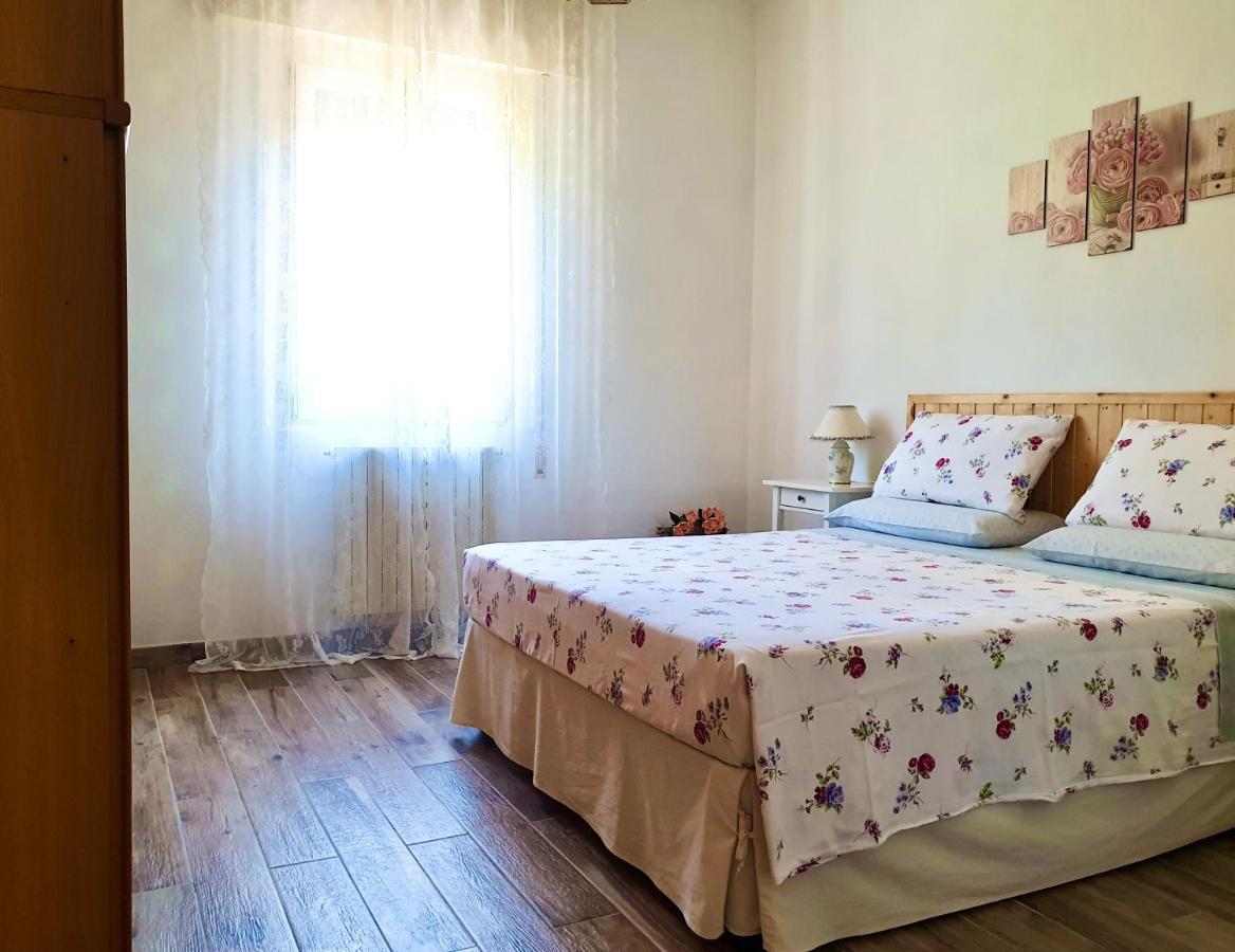 A Casa Di Clementina Apartment Raffa Bagian luar foto
