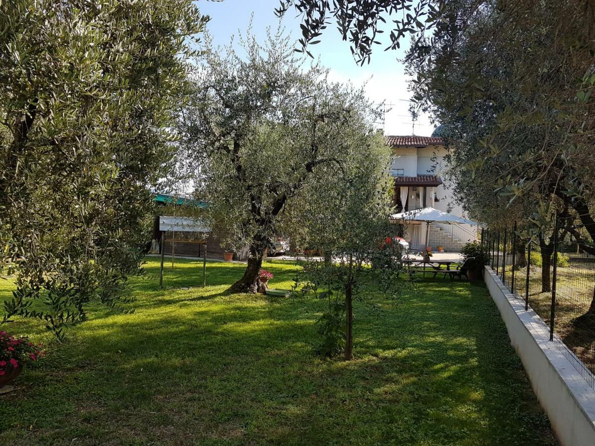 A Casa Di Clementina Apartment Raffa Bagian luar foto