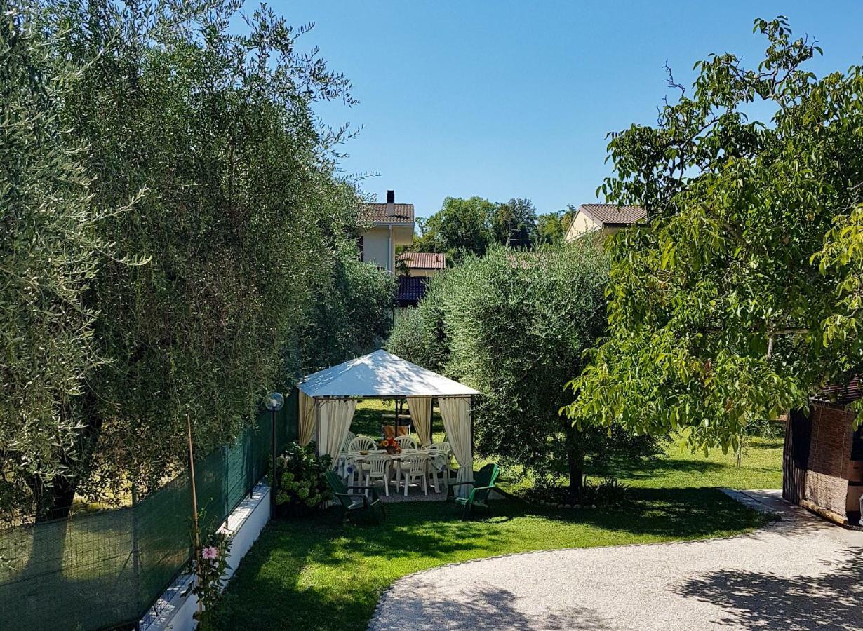 A Casa Di Clementina Apartment Raffa Bagian luar foto